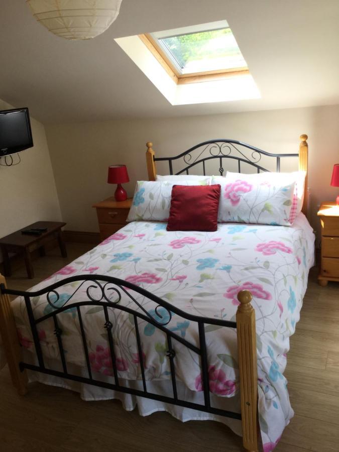 Rose Cottage Westport Bagian luar foto
